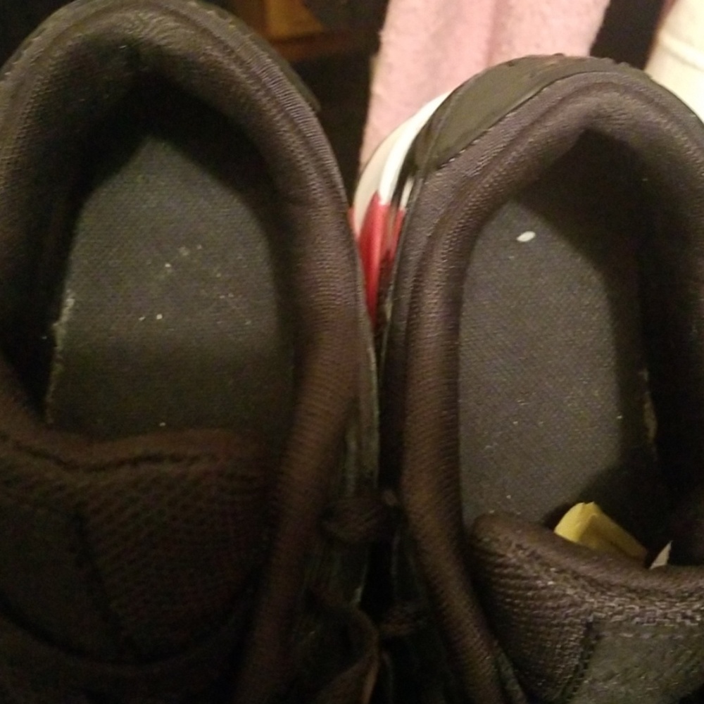 Nike's - Picture 4 of 7